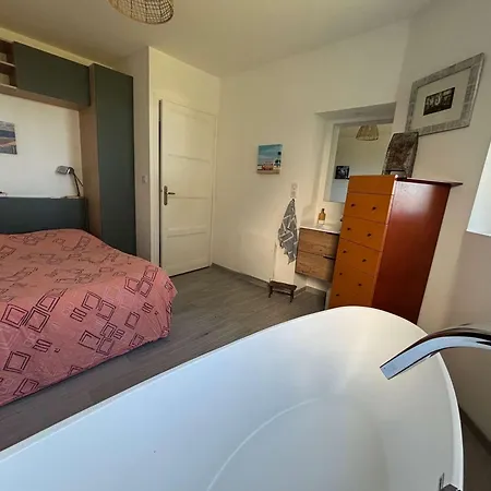 3 A Avec Parking Pres De La - Fr-1-494-201 * Ρουαγιάν