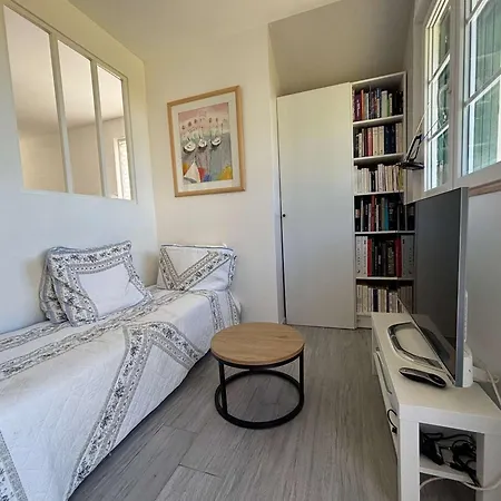 3 A Avec Parking Pres De La - Fr-1-494-201 Apartment